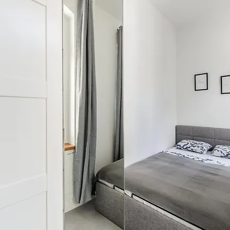 Stylish 8a Loft In Center - Parking & Wifi *